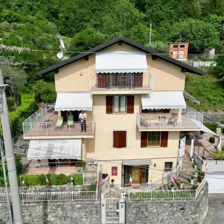 B&B-Foresteria Casa Della Musica Lake Como Mandello del Lario Exteriér fotografie