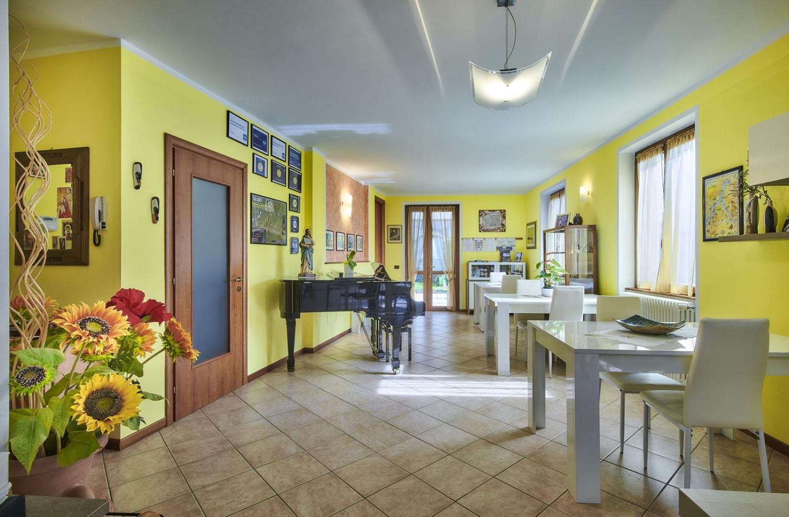 B&B-Foresteria Casa Della Musica Lake Como Mandello del Lario Exteriér fotografie