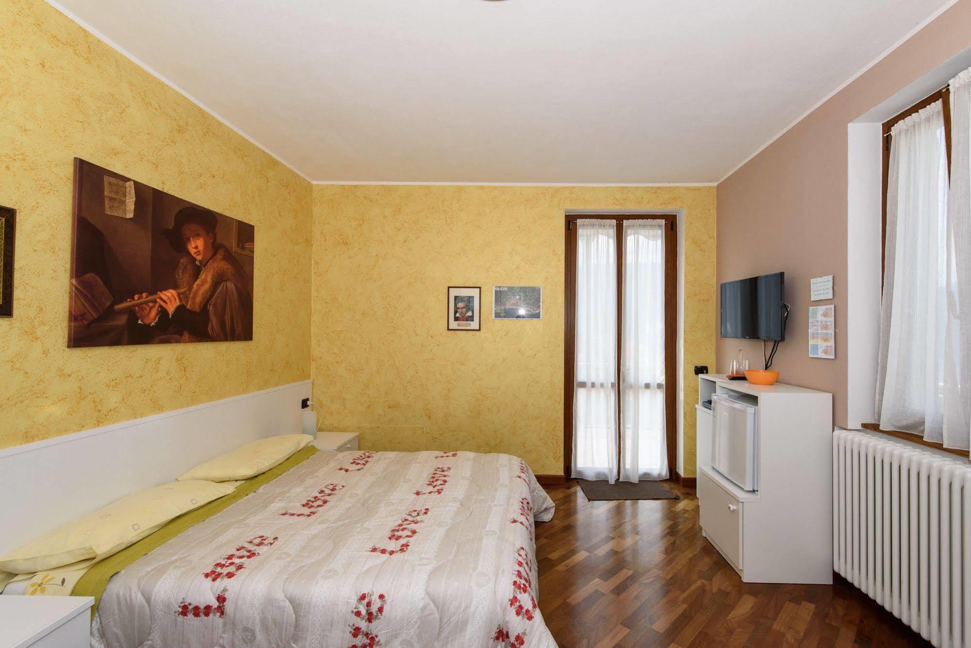 B&B-Foresteria Casa Della Musica Lake Como Mandello del Lario Exteriér fotografie